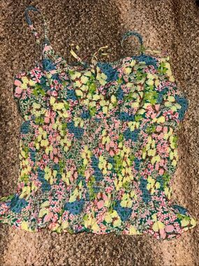 Suite 2939 Floral Smocked One-Piece Romper in Green and Pink M EUC